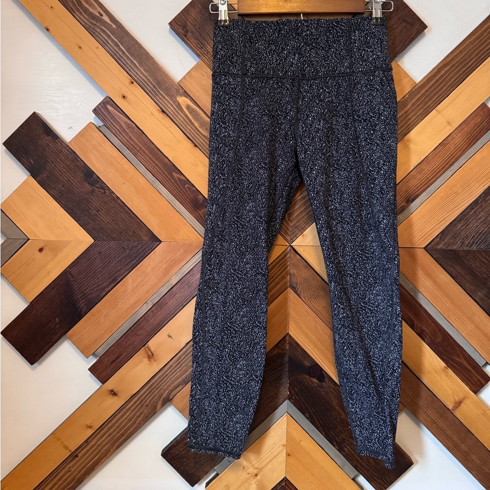 Athleta Black and White Static Print Leggings